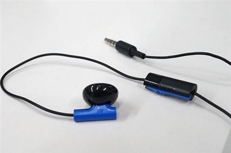 Ps4 コントローラーにイヤホンを挿して音響環境を整える方法